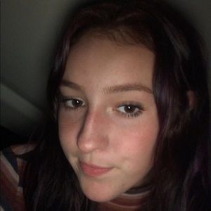 Meet your Posher, Kenzie